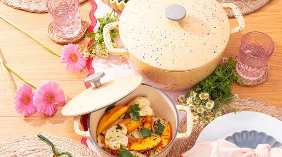 Dutch Oven Cooking Tips for Beginners - Crumble Cookware