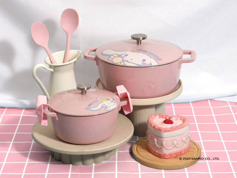Limited Edition Cinnamoroll Classic Round Dutch Oven