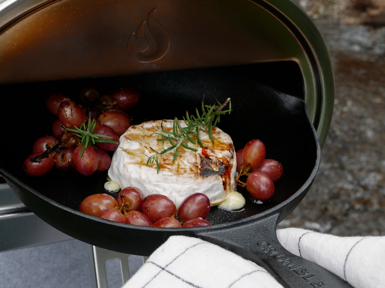 Pre-Seasoned Skillet Bundle